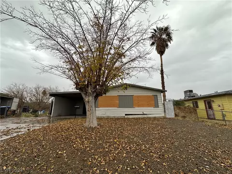 524 Kings Ave, North Las Vegas, NV 89030