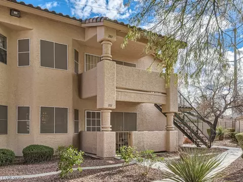 1301 Markwood Cir #101, Las Vegas, NV 89128
