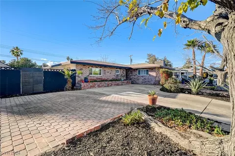 3151 Camel Back Dr, Las Vegas, NV 89169