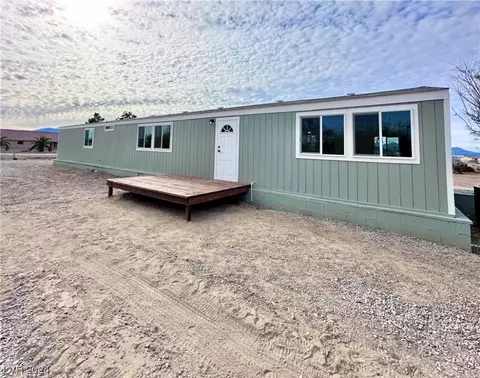 420 Starlight Dr, Pahrump, NV 89048