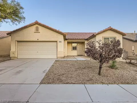 5824 Vista Luna St, North Las Vegas, NV 89031