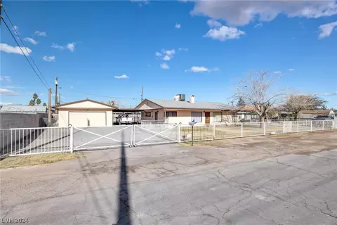 5258 Meikle Ln, Las Vegas, NV 89156