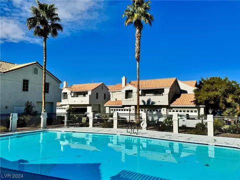 5201 S Torrey Pines Dr #1290, Las Vegas, NV 89118