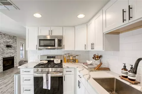 6665 W Tropicana Ave #101, Las Vegas, NV 89103