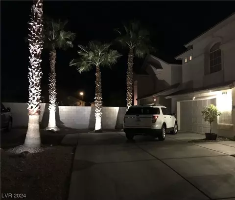 8108 Ivy Hollow Ct, Las Vegas, NV 89143
