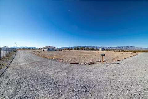 6041 Katie Ln, Pahrump, NV 89061