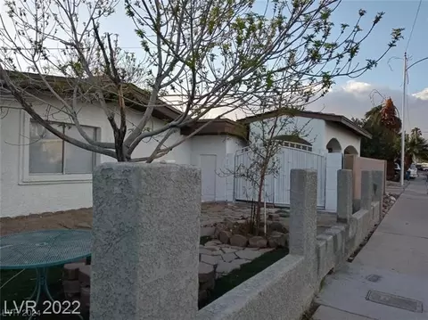 1717 E Mcwilliams Ave, Las Vegas, NV 89101