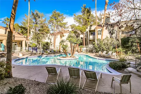 3145 E Flamingo Rd #2016, Las Vegas, NV 89121