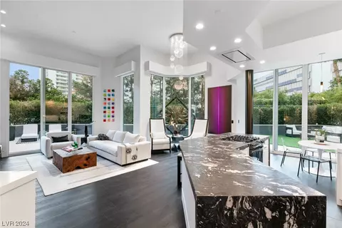 2747 Paradise Rd #105, Las Vegas, NV 89109