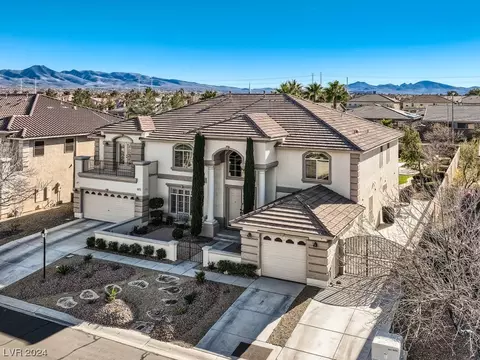 377 Roydale Ave, Las Vegas, NV 89183