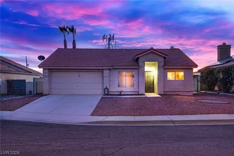 741 Gullwing Ln, North Las Vegas, NV 89081