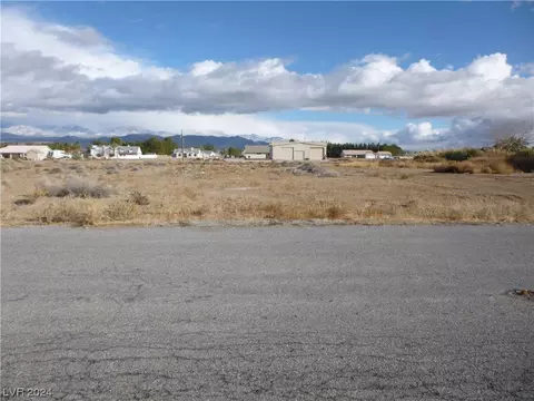 1611 Tiptop Trl, Pahrump, NV 89048