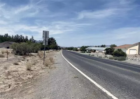 1641 Red Rock Dr, Pahrump, NV 89048