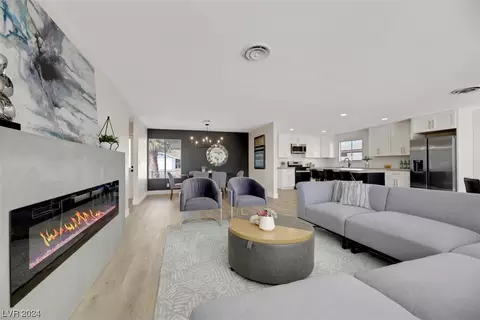 3929 Monthill Ave, Las Vegas, NV 89121
