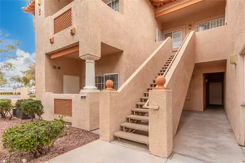 2925 Wigwam Pkwy #211, Henderson, NV 89074