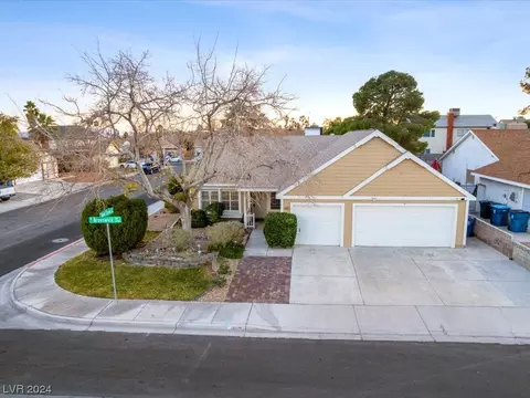 6717 Brunswick Cir, Las Vegas, NV 89107