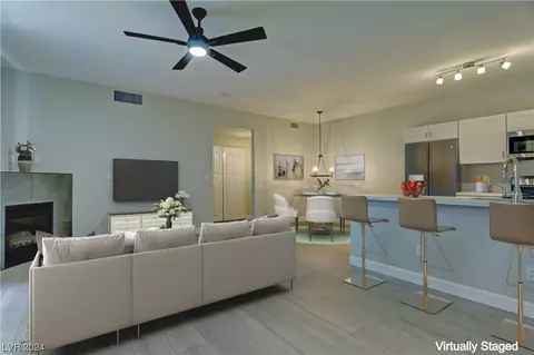 4960 Harrison Dr #117, Las Vegas, NV 89120