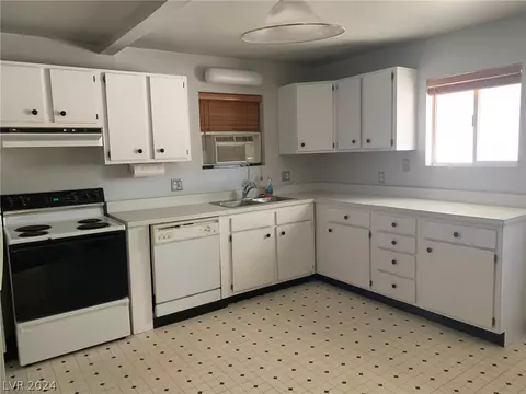Exterior - 1265 Avenue I, Ely, NV 89301 photo 1 of 2