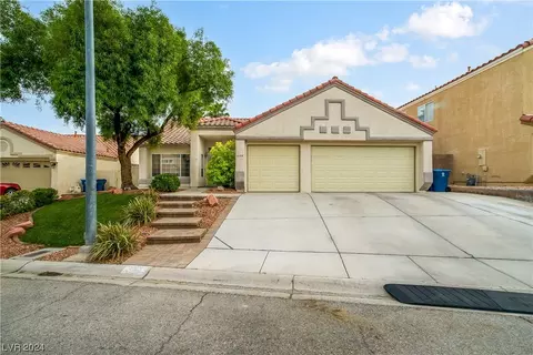 1055 Thornfield Ln, Las Vegas, NV 89123