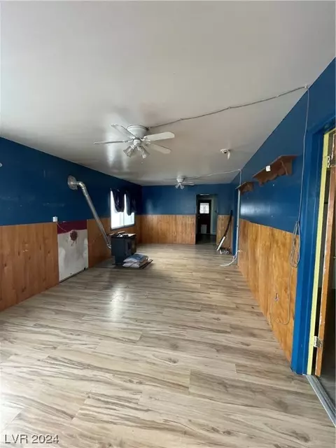 717 Pine St, Ely, NV 89301 photo 2