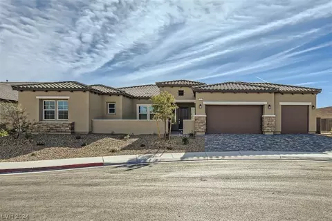 8585 Nicholas James Ave, Las Vegas, NV 89143