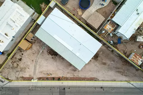 220 Hopi Ln, Henderson, NV 89015