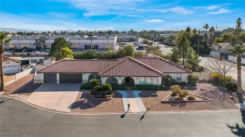 3390 Red Rock St, Las Vegas, NV 89146