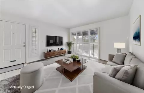 3425 E Russell Rd #221, Las Vegas, NV 89120