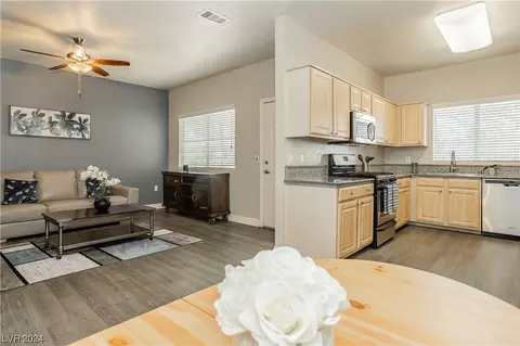 5250 S Rainbow Blvd #2169, Las Vegas, NV 89118