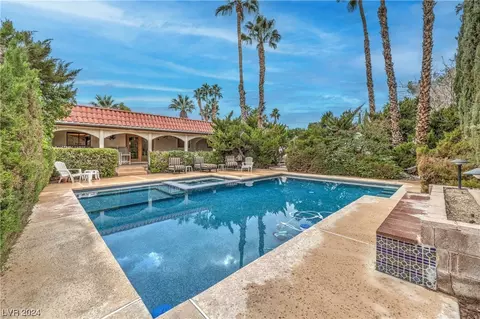 3322 Beam Dr, Las Vegas, NV 89139
