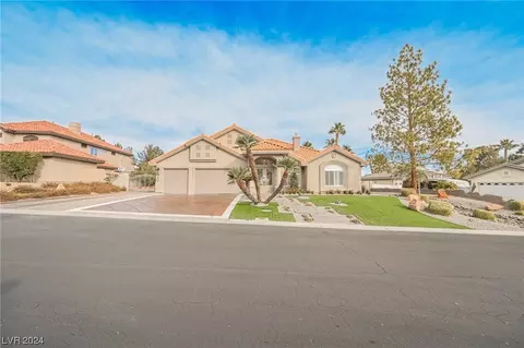 7900 Rockwind Ct, Las Vegas, NV 89117