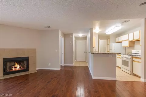 2200 S Fort Apache Rd #2126, Las Vegas, NV 89117