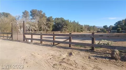 3525 Tobias Ln, Las Vegas, NV 89120