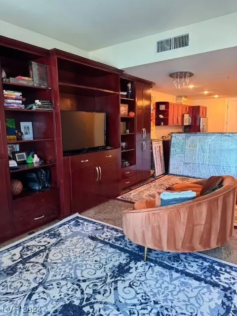 4575 Dean Martin Dr #2011, Las Vegas, NV 89103
