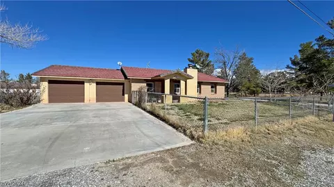 140 Gemini Dr, Pahrump, NV 89060