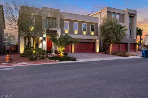 9823 Russian Hill St, Las Vegas, NV 89141