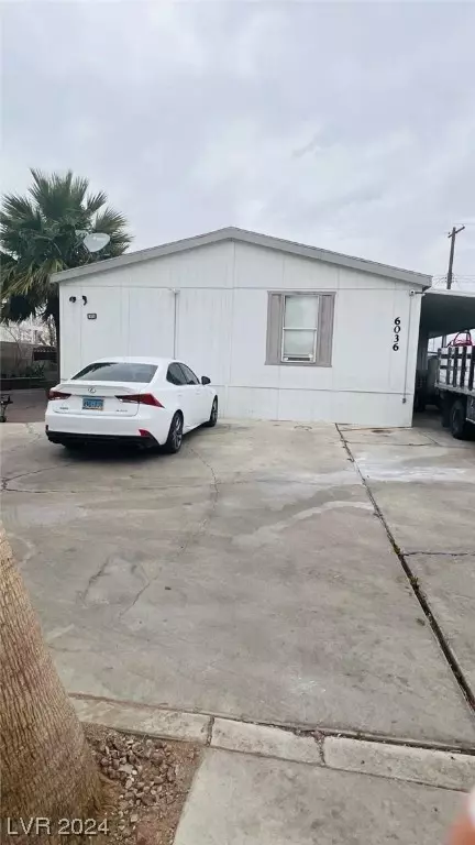 6036 Bryce Canyon Ave, Las Vegas, NV 89156