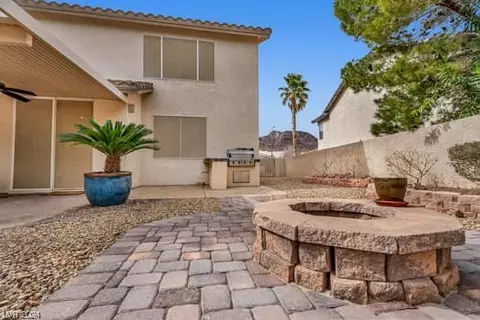 Exterior - 794 Vortex Ave, Henderson, NV 89002 photo 5 of 5