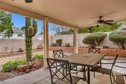 Exterior - 794 Vortex Ave, Henderson, NV 89002 photo 3 of 5