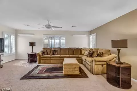 Living - 794 Vortex Ave, Henderson, NV 89002 photo 4 of 5