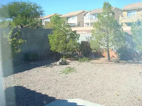 10656 Aire Dr, Las Vegas, NV 89144