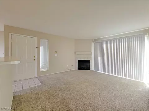 5196 Mandalay Springs Dr #202, Las Vegas, NV 89120