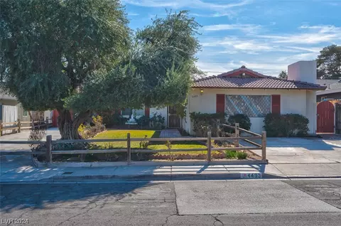 4493 Charles Ronald Ave, Las Vegas, NV 89121