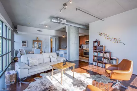 353 E Bonneville Ave #435, Las Vegas, NV 89101