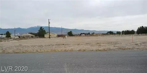 2201 S River Plate Dr, Pahrump, NV 89048