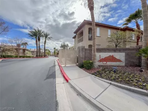 3925 Legend Hills St #204, Las Vegas, NV 89129