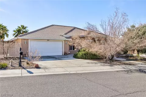 3521 E Vineyard Dr, Pahrump, NV 89048