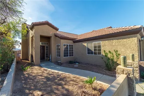 1148 Golf Club Dr, Laughlin, NV 89029