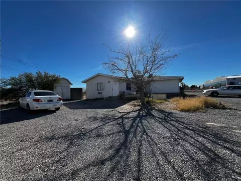 5882 Topaz St, Las Vegas, NV 89120