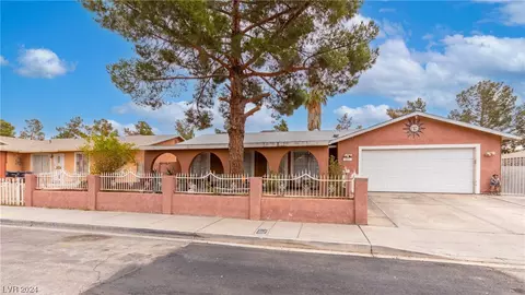 805 Parkhurst St, Las Vegas, NV 89110